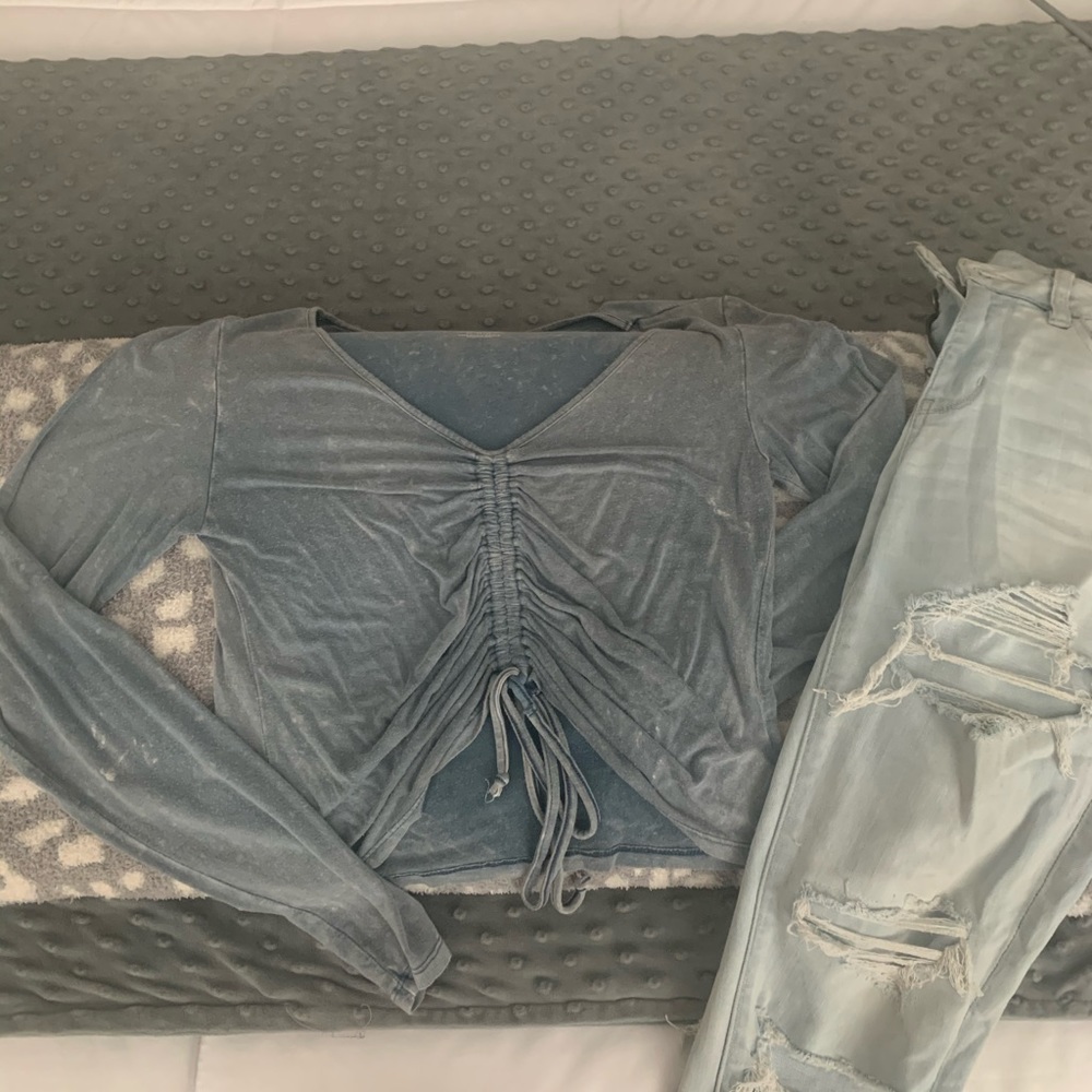 American Eagle Ruched Long Sleeve Top